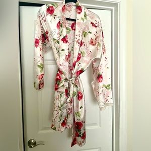 Floral Satin Robe from Delicates NWOT